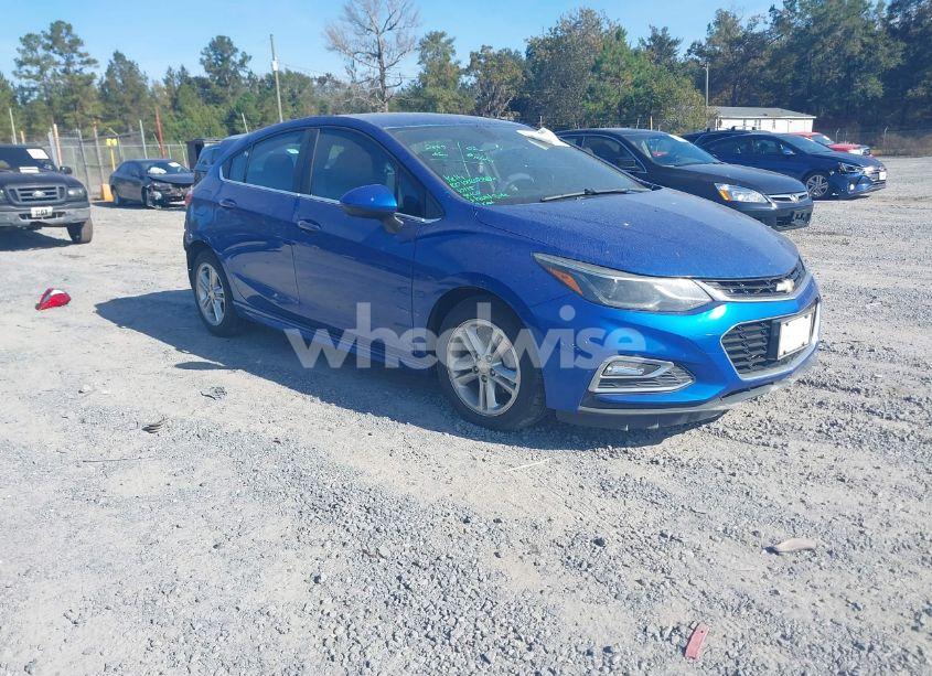 2017 Chevrolet Cruze LT AUTO (VIN 3G1BE6SM2HS592530) main photo