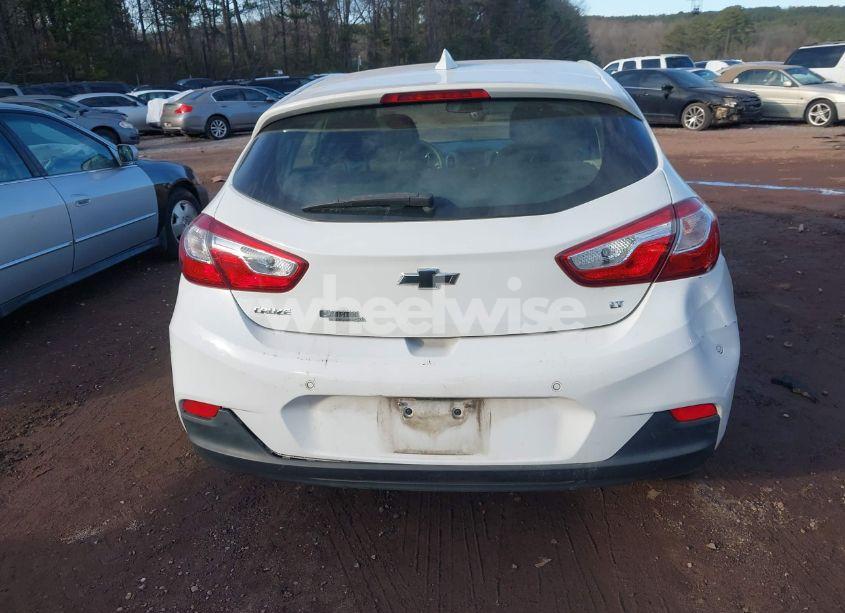 Photo 16 of 2018 Chevrolet Cruze LT AUTO (VIN 3G1BE6SM2JS602821)