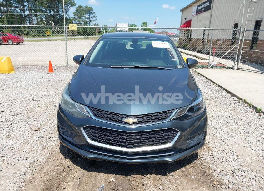 Photo 12 of 2018 Chevrolet Cruze LT AUTO (VIN 3G1BE6SM2JS613351)