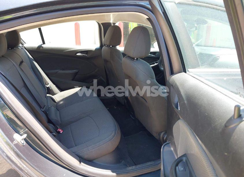 Photo 8 of 2018 Chevrolet Cruze LT AUTO (VIN 3G1BE6SM2JS613351)