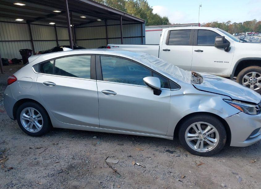 Photo 13 of 2018 Chevrolet Cruze LT AUTO (VIN 3G1BE6SM2JS615407)