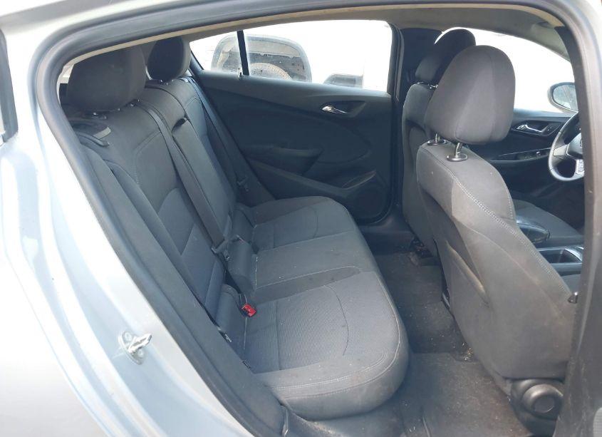 Photo 8 of 2018 Chevrolet Cruze LT AUTO (VIN 3G1BE6SM2JS615407)