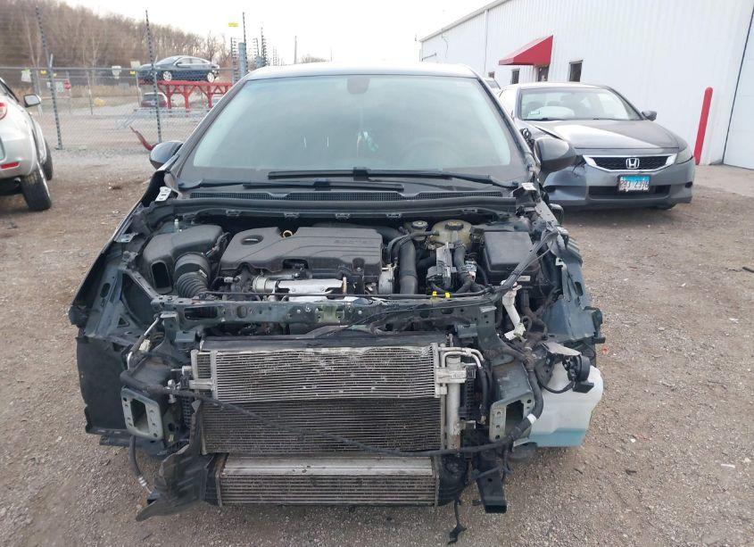 Photo 13 of 2018 Chevrolet Cruze LT AUTO (VIN 3G1BE6SM2JS643983)