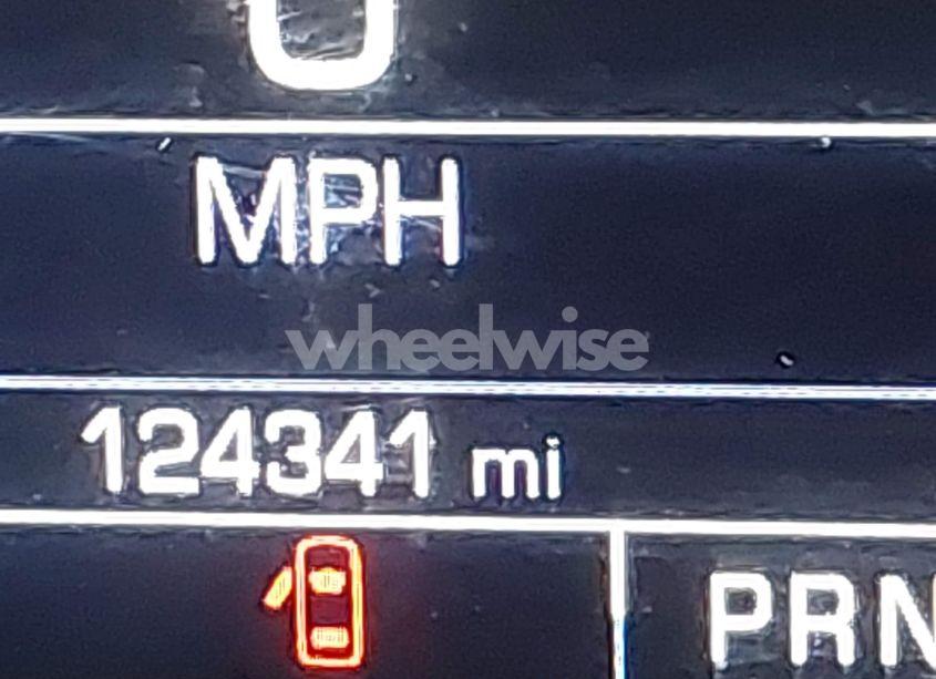 Photo 15 of 2017 Chevrolet Cruze LT AUTO (VIN 3G1BE6SM3HS545619)