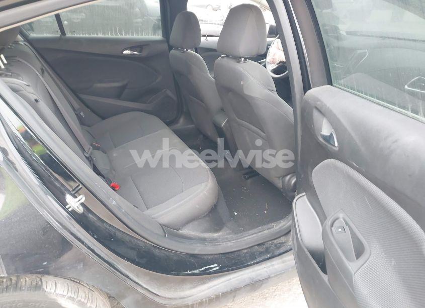 Photo 8 of 2017 Chevrolet Cruze LT AUTO (VIN 3G1BE6SM3HS556135)