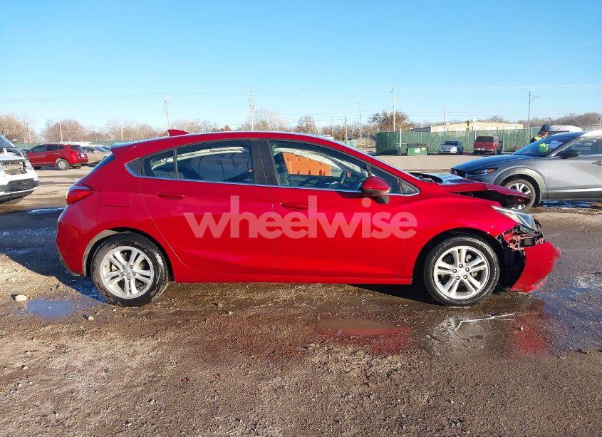 Photo 13 of 2017 Chevrolet Cruze LT AUTO (VIN 3G1BE6SM3HS583187)