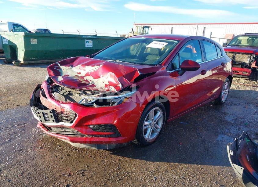 Photo 2 of 2017 Chevrolet Cruze LT AUTO (VIN 3G1BE6SM3HS583187)