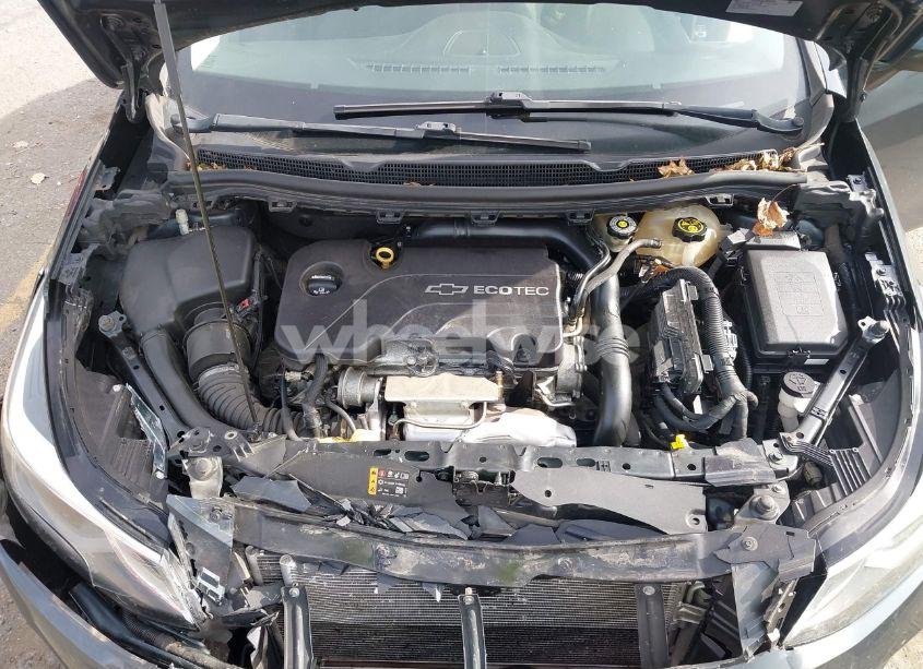 Photo 10 of 2017 Chevrolet Cruze LT AUTO (VIN 3G1BE6SM3HS611053)