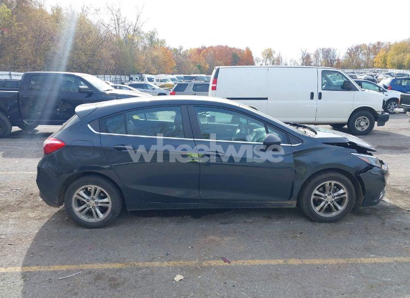 Photo 13 of 2017 Chevrolet Cruze LT AUTO (VIN 3G1BE6SM3HS611053)