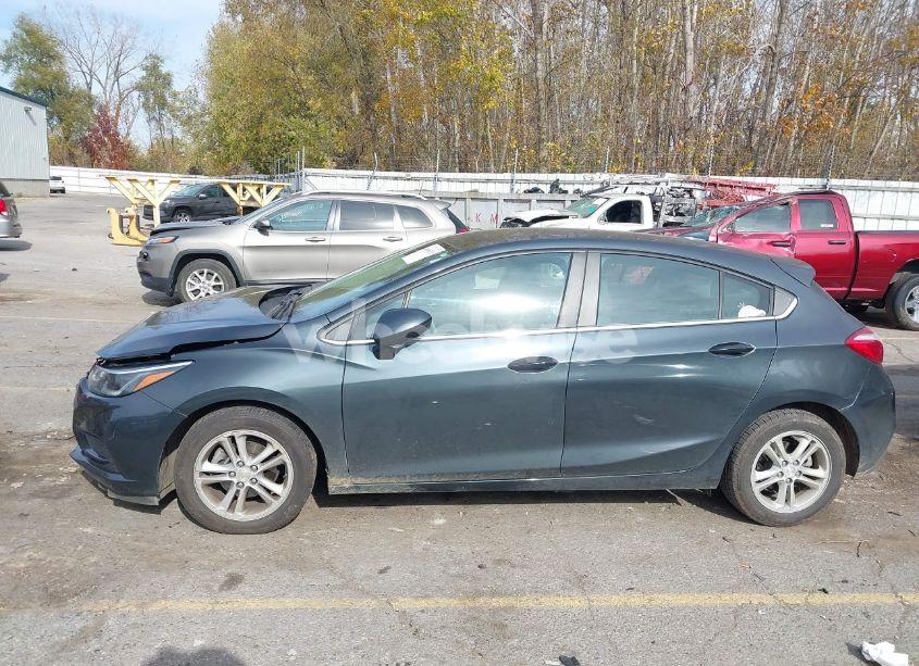 Photo 14 of 2017 Chevrolet Cruze LT AUTO (VIN 3G1BE6SM3HS611053)