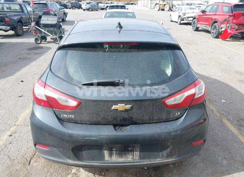 Photo 16 of 2017 Chevrolet Cruze LT AUTO (VIN 3G1BE6SM3HS611053)