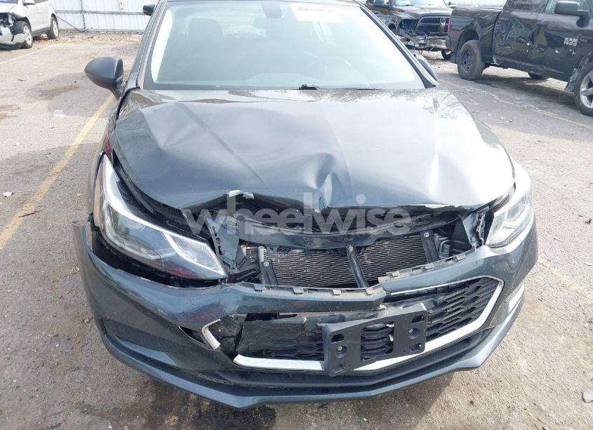 Photo 6 of 2017 Chevrolet Cruze LT AUTO (VIN 3G1BE6SM3HS611053)