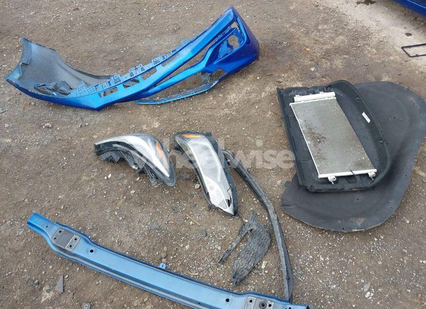 Photo 12 of 2018 Chevrolet Cruze LT AUTO (VIN 3G1BE6SM3JS592381)