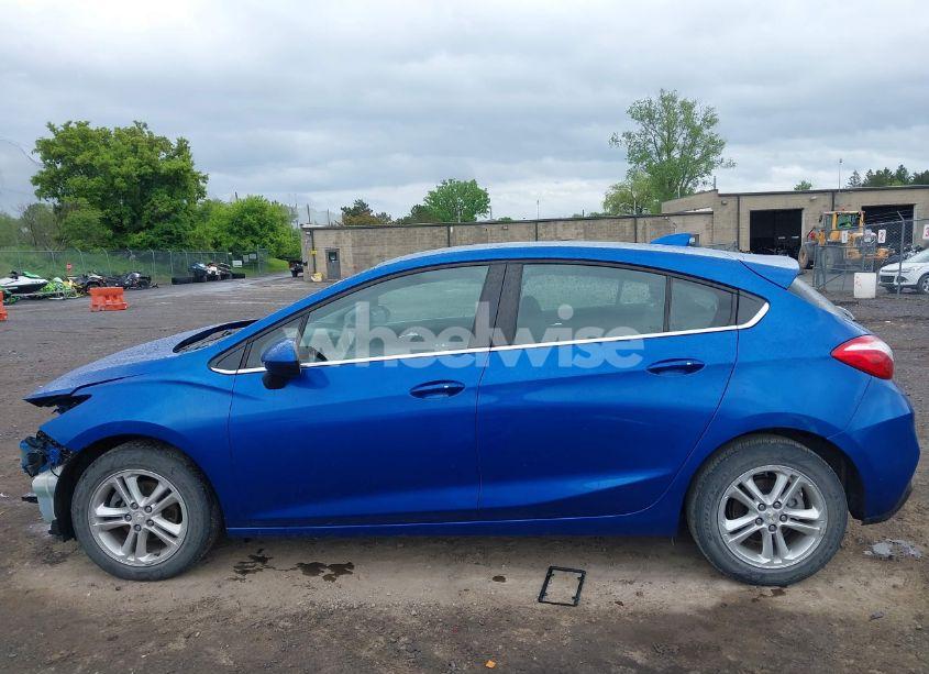 Photo 15 of 2018 Chevrolet Cruze LT AUTO (VIN 3G1BE6SM3JS592381)