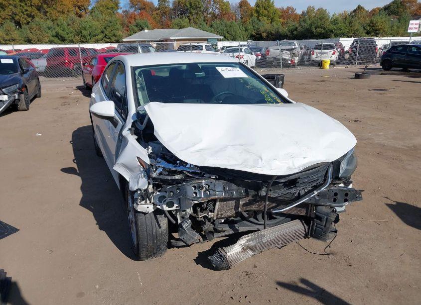 2017 Chevrolet Cruze LT AUTO (VIN 3G1BE6SM4HS528103) main photo