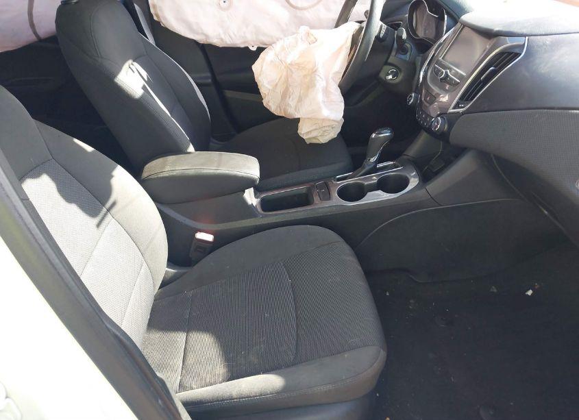 Photo 5 of 2017 Chevrolet Cruze LT AUTO (VIN 3G1BE6SM4HS528103)