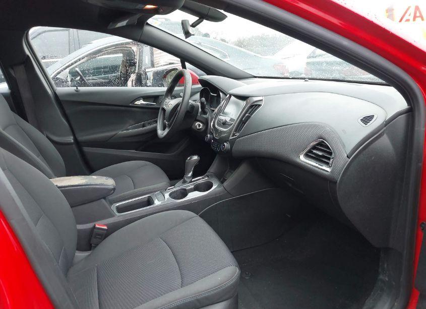 Photo 5 of 2017 Chevrolet Cruze LT AUTO (VIN 3G1BE6SM4HS535651)