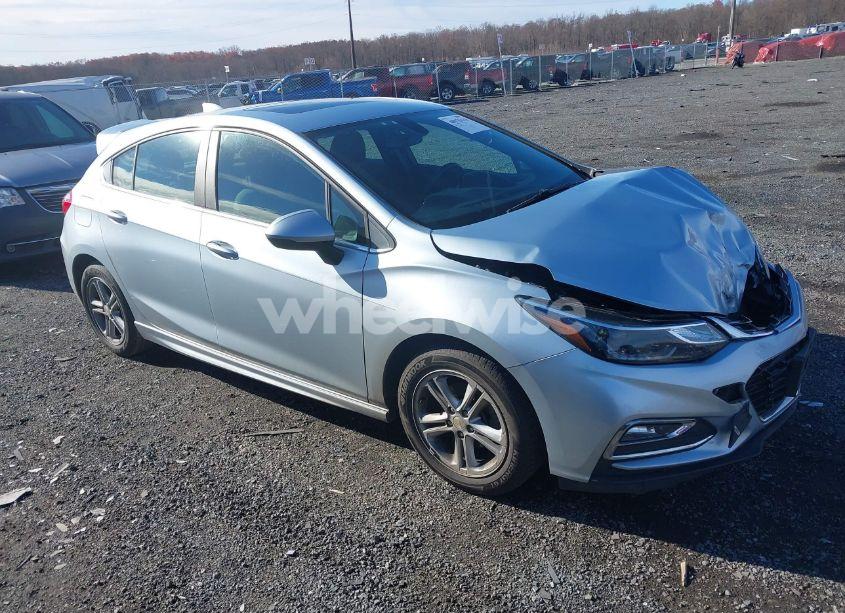 2017 Chevrolet Cruze LT AUTO (VIN 3G1BE6SM4HS560629) main photo