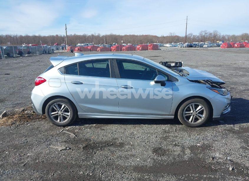 Photo 13 of 2017 Chevrolet Cruze LT AUTO (VIN 3G1BE6SM4HS560629)