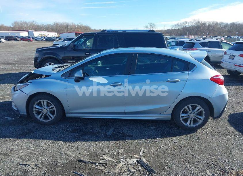 Photo 14 of 2017 Chevrolet Cruze LT AUTO (VIN 3G1BE6SM4HS560629)