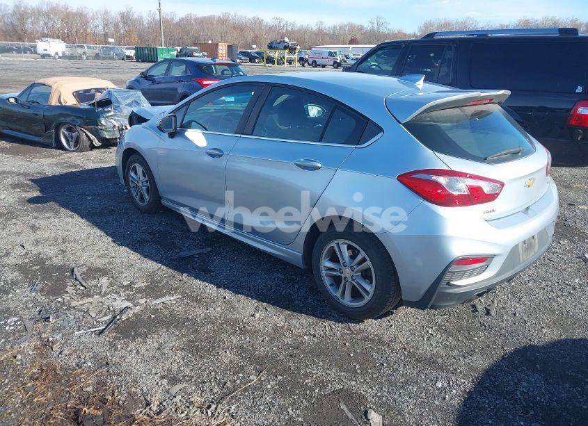 Photo 3 of 2017 Chevrolet Cruze LT AUTO (VIN 3G1BE6SM4HS560629)