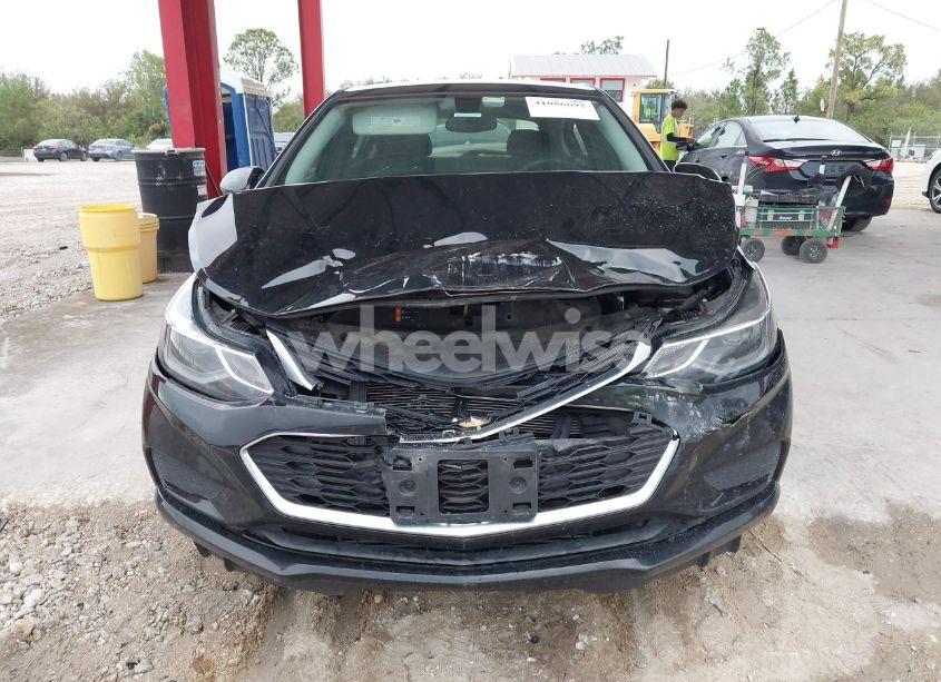 Photo 12 of 2017 Chevrolet Cruze LT AUTO (VIN 3G1BE6SM4HS582212)