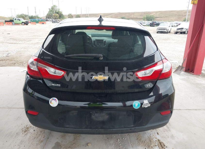 Photo 16 of 2017 Chevrolet Cruze LT AUTO (VIN 3G1BE6SM4HS582212)