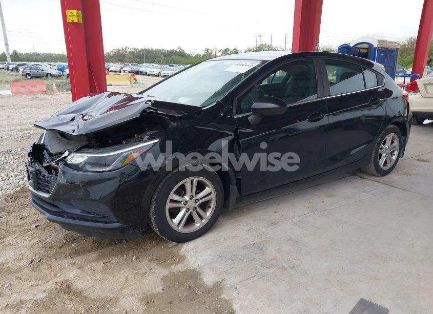 Photo 2 of 2017 Chevrolet Cruze LT AUTO (VIN 3G1BE6SM4HS582212)