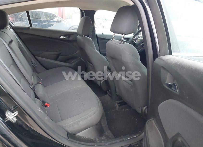 Photo 8 of 2017 Chevrolet Cruze LT AUTO (VIN 3G1BE6SM4HS582212)