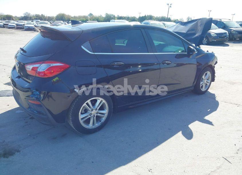 Photo 4 of 2017 Chevrolet Cruze LT AUTO (VIN 3G1BE6SM4HS586714)