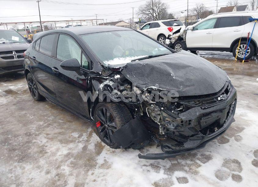 2018 Chevrolet Cruze LT AUTO (VIN 3G1BE6SM4JS525112) main photo