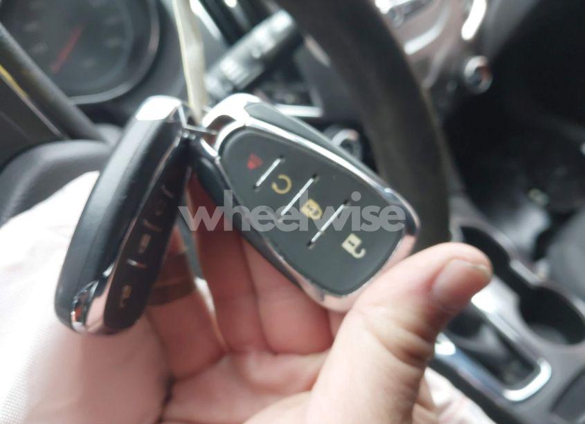 Photo 11 of 2018 Chevrolet Cruze LT AUTO (VIN 3G1BE6SM4JS525112)