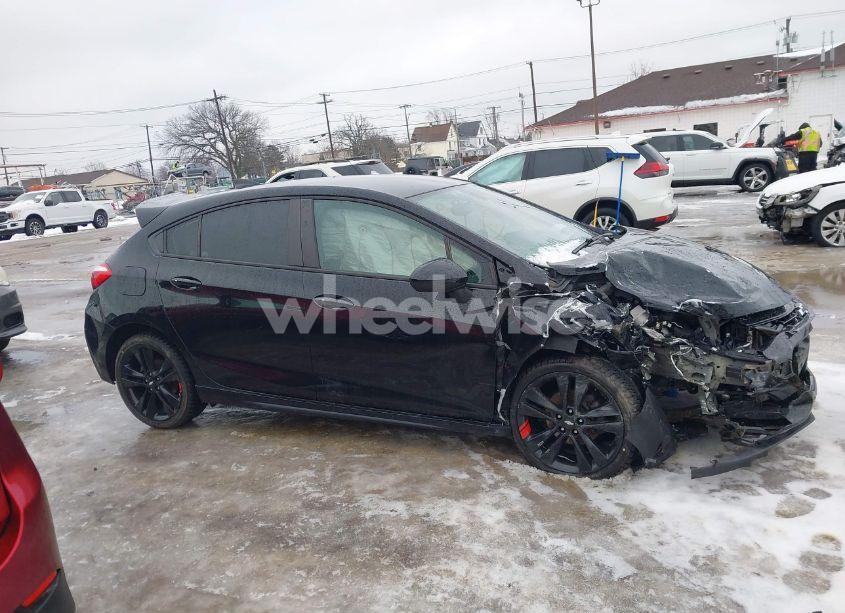 Photo 13 of 2018 Chevrolet Cruze LT AUTO (VIN 3G1BE6SM4JS525112)