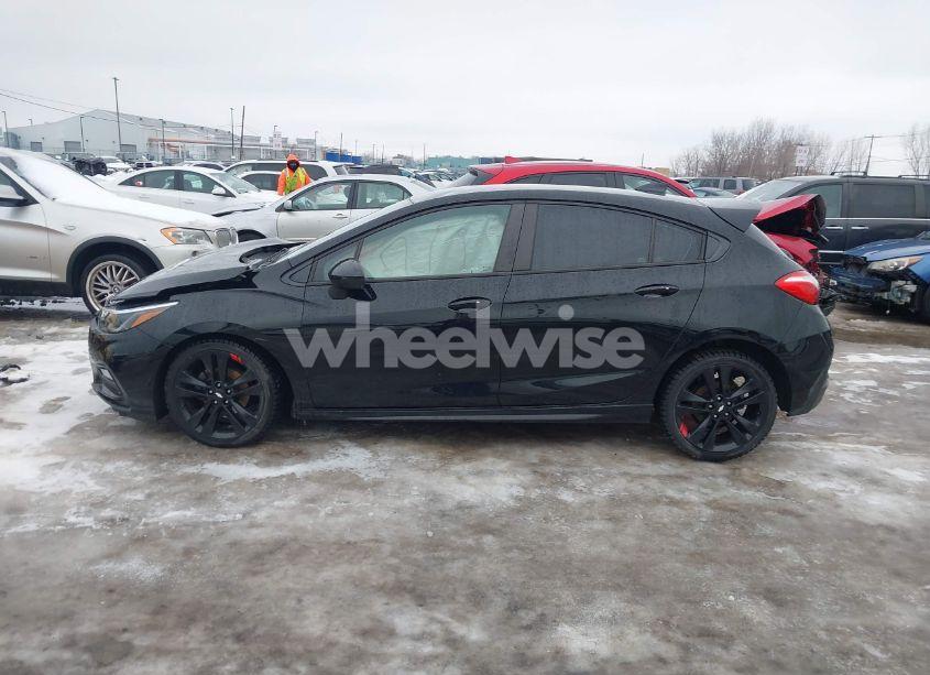 Photo 14 of 2018 Chevrolet Cruze LT AUTO (VIN 3G1BE6SM4JS525112)