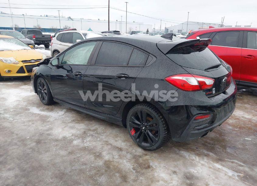 Photo 3 of 2018 Chevrolet Cruze LT AUTO (VIN 3G1BE6SM4JS525112)