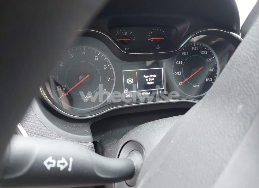 Photo 7 of 2018 Chevrolet Cruze LT AUTO (VIN 3G1BE6SM4JS525112)