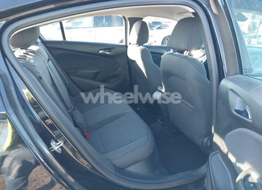 Photo 8 of 2018 Chevrolet Cruze LT AUTO (VIN 3G1BE6SM4JS594642)