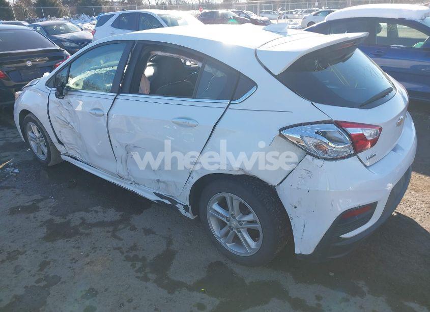 Photo 3 of 2017 Chevrolet Cruze LT AUTO (VIN 3G1BE6SM5HS529440)