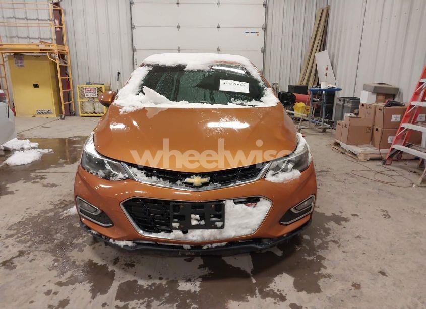 Photo 13 of 2017 Chevrolet Cruze LT AUTO (VIN 3G1BE6SM5HS535626)