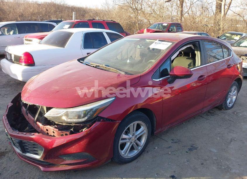 Photo 2 of 2017 Chevrolet Cruze LT AUTO (VIN 3G1BE6SM5HS555228)