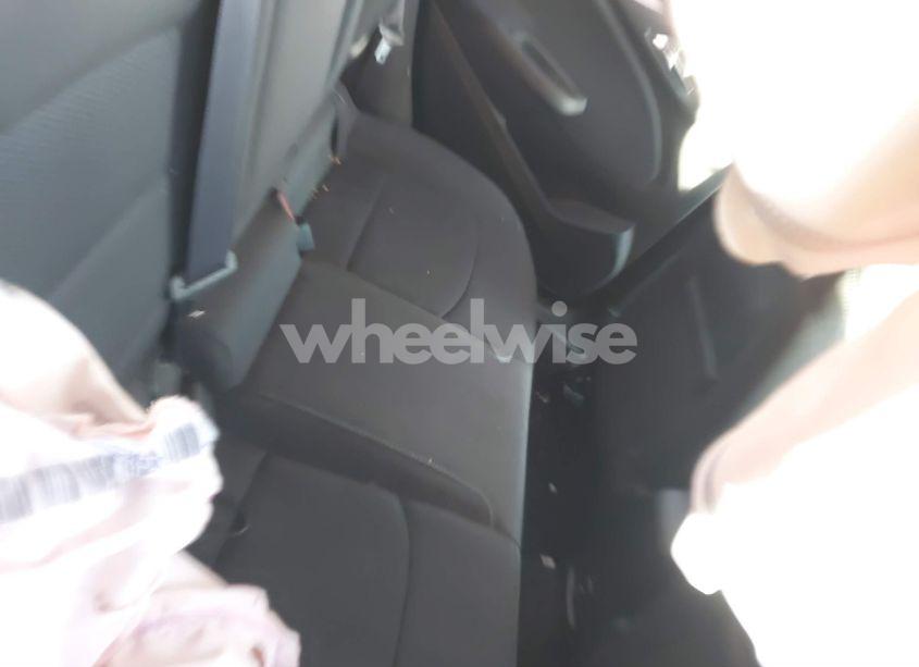 Photo 8 of 2017 Chevrolet Cruze LT AUTO (VIN 3G1BE6SM5HS555228)