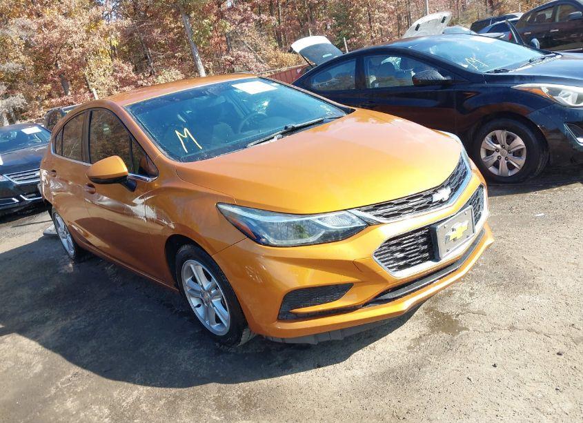 2017 Chevrolet Cruze LT AUTO (VIN 3G1BE6SM5HS562972) main photo