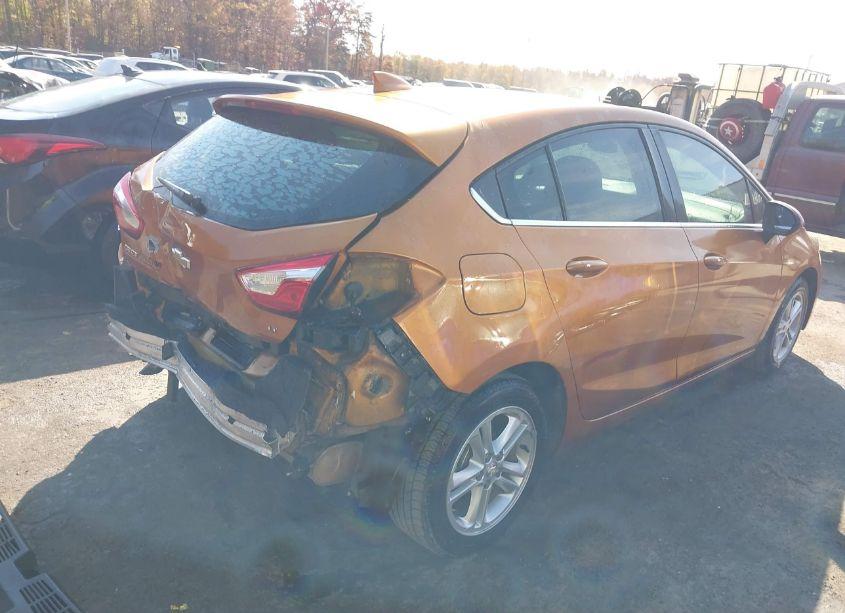 Photo 4 of 2017 Chevrolet Cruze LT AUTO (VIN 3G1BE6SM5HS562972)