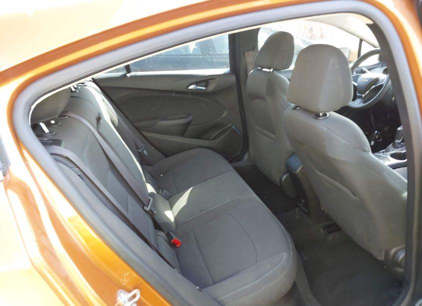 Photo 8 of 2017 Chevrolet Cruze LT AUTO (VIN 3G1BE6SM5HS562972)