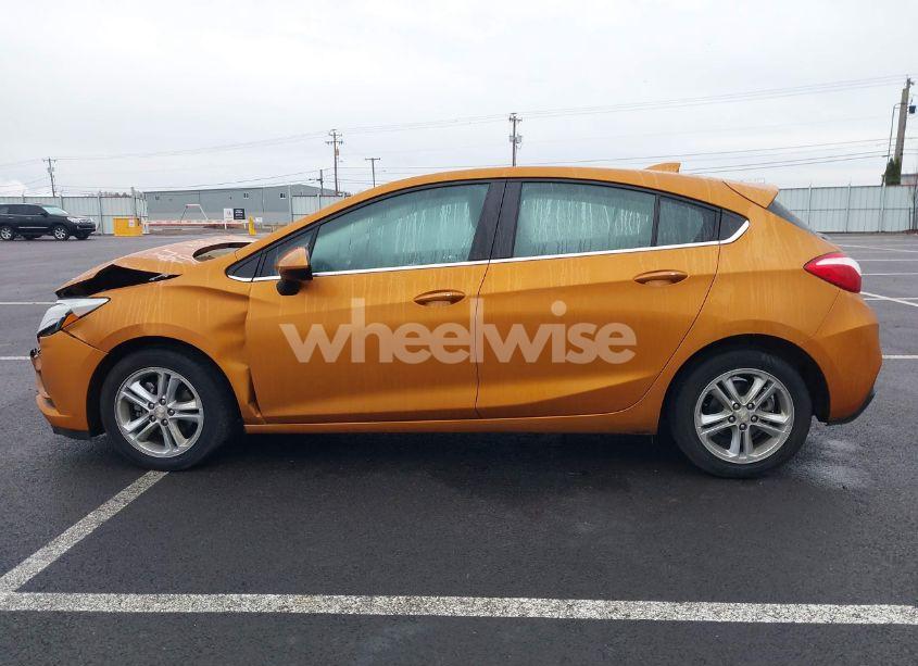 Photo 14 of 2017 Chevrolet Cruze LT AUTO (VIN 3G1BE6SM5HS586091)