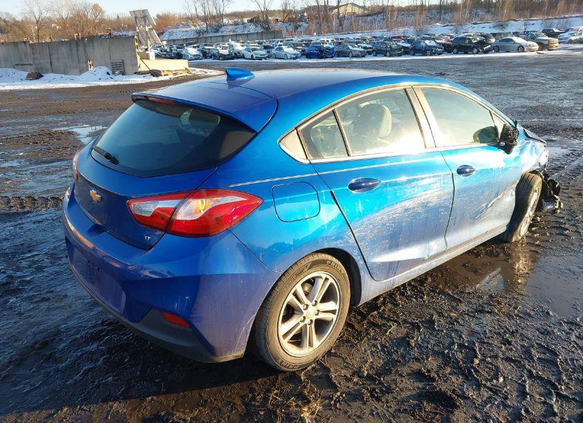 Photo 4 of 2017 Chevrolet Cruze LT AUTO (VIN 3G1BE6SM5HS593543)
