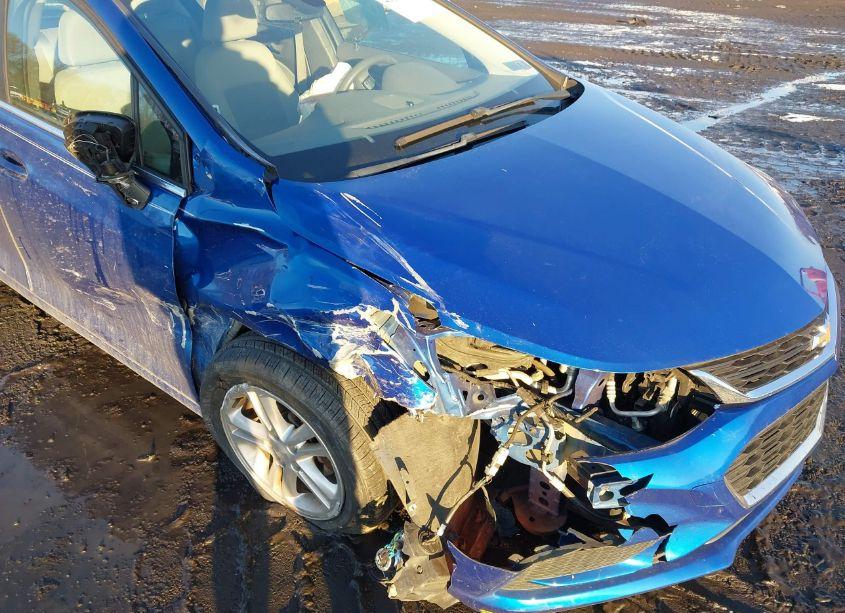 Photo 6 of 2017 Chevrolet Cruze LT AUTO (VIN 3G1BE6SM5HS593543)