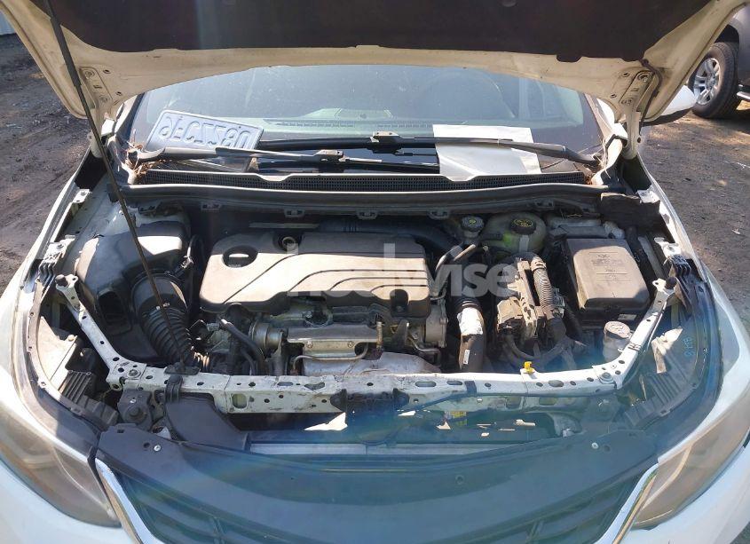 Photo 10 of 2017 Chevrolet Cruze LT AUTO (VIN 3G1BE6SM5HS607280)