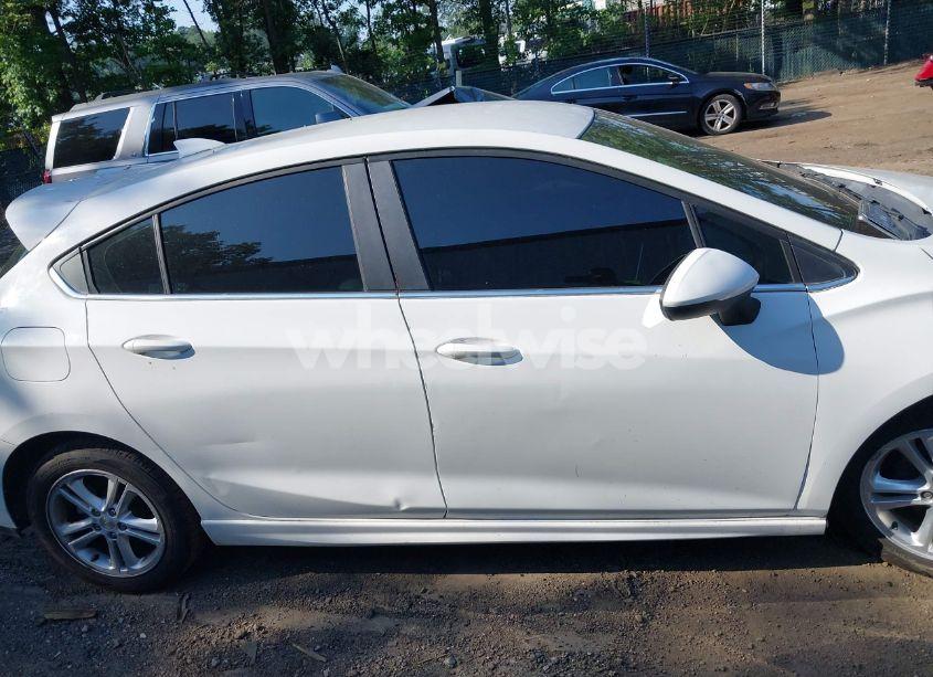 Photo 13 of 2017 Chevrolet Cruze LT AUTO (VIN 3G1BE6SM5HS607280)