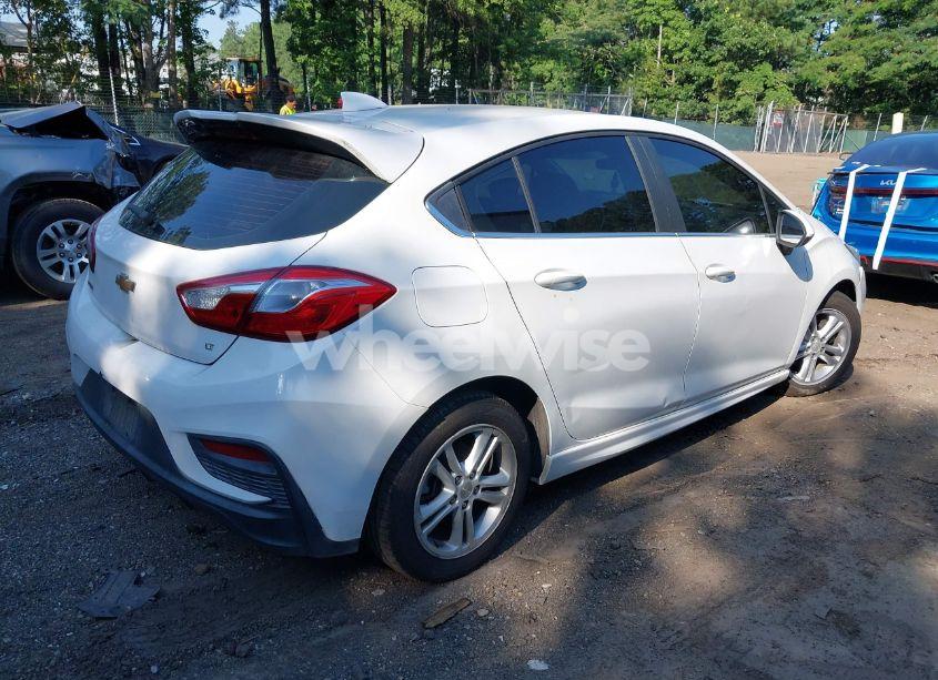 Photo 4 of 2017 Chevrolet Cruze LT AUTO (VIN 3G1BE6SM5HS607280)